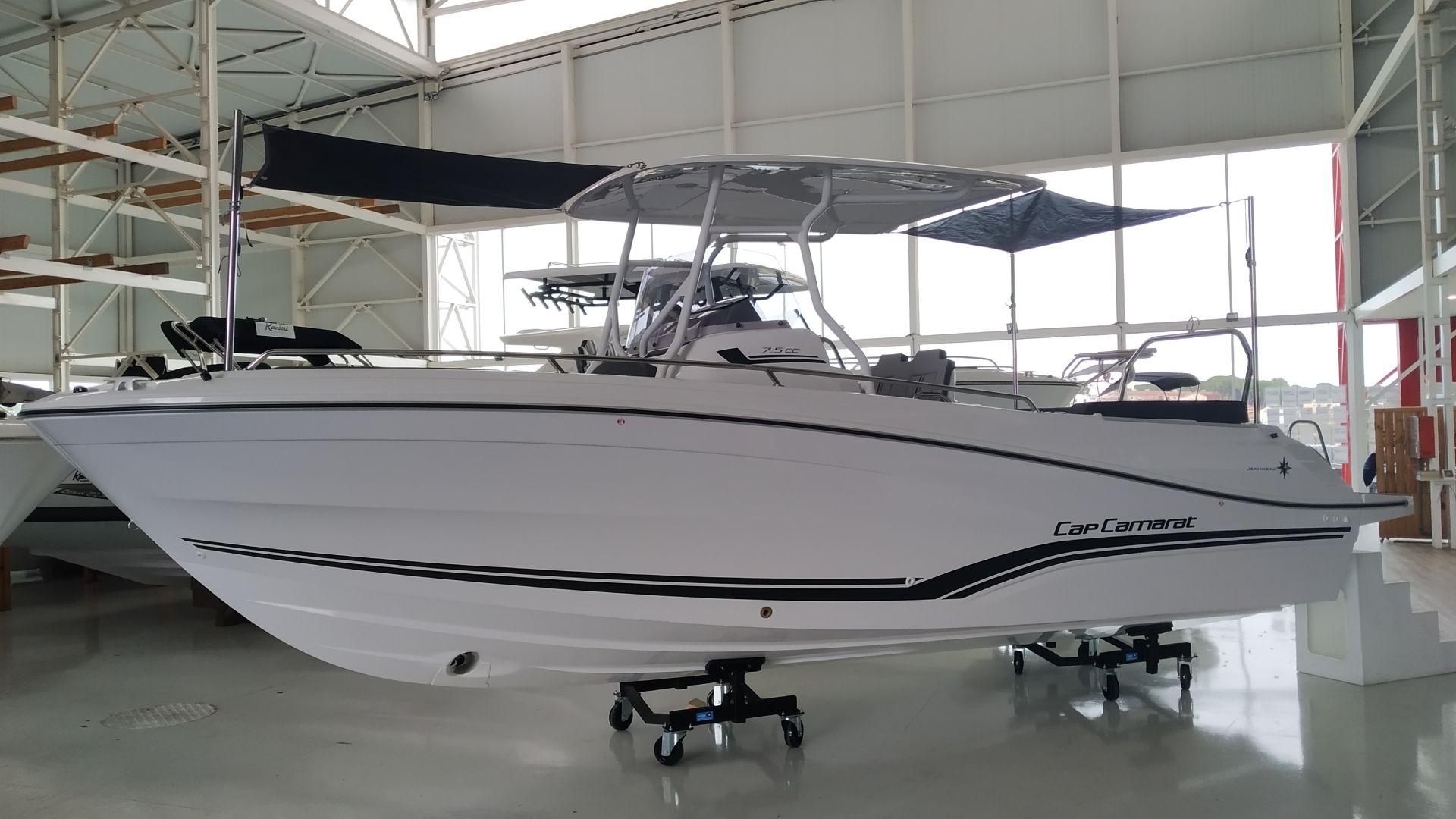 JEANNEAU CAP CAMARAT 7.5 CC SERIE 3