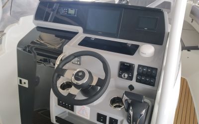 JEANNEAU CAP CAMARAT 7.5 CC SERIE 3
