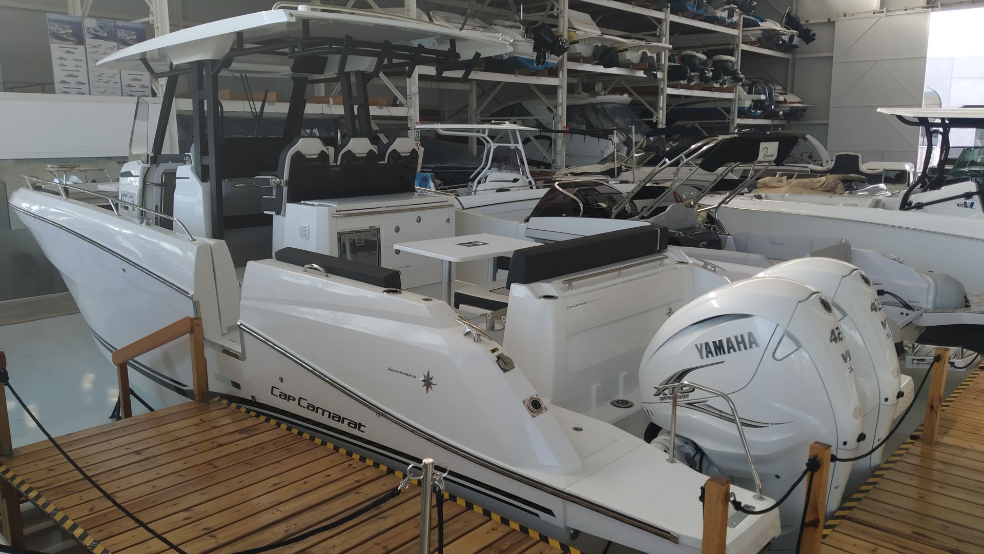 JEANNEAU CAP CAMARAT 10.5 CC
