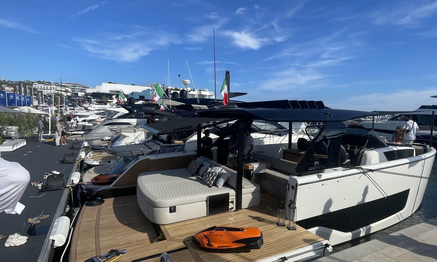 STAND CRANCHI CANNES YACHTING FESTIVAL 2023