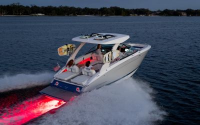 Regal LS9 Surf