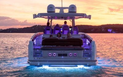 Regal 38 Surf