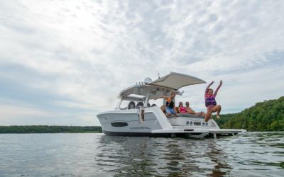 Regal 38 Surf