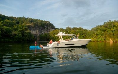 Regal 38 Surf