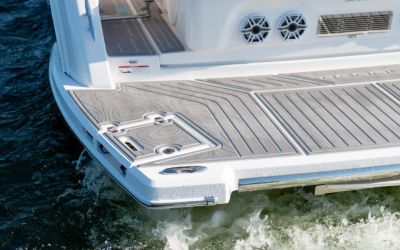 Regal 38 Surf