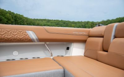 Regal 38 Surf