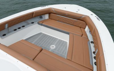 Regal 38 Surf