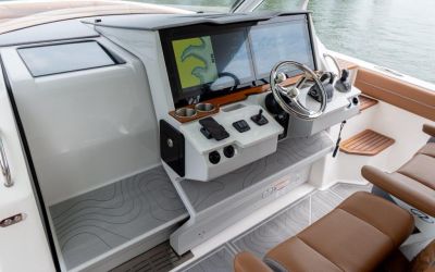 Regal 38 Surf