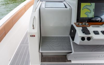 Regal 38 Surf