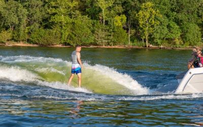 Regal 38 Surf