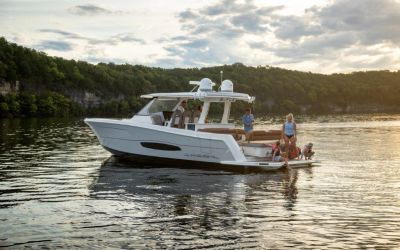 Regal 38 Surf