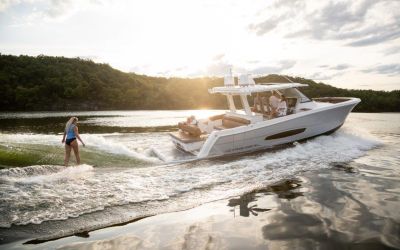 Regal 38 Surf