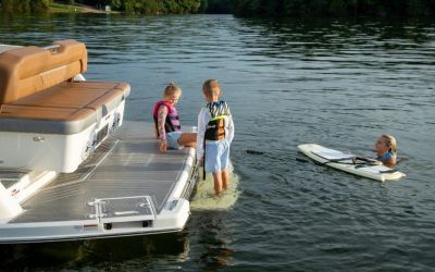 Regal 38 Surf