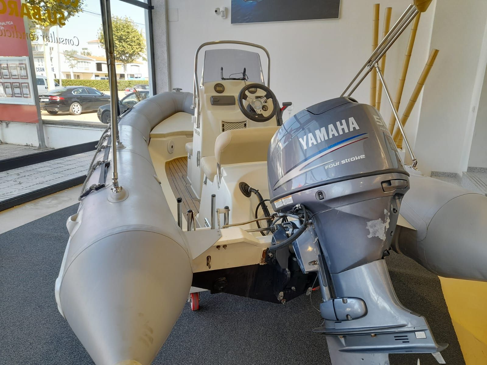 BOMBARD 550 SUNRIDER