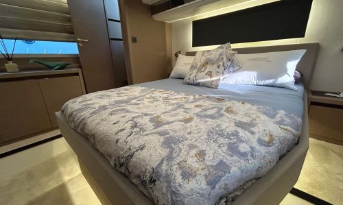 PRESTIGE 590 FLY