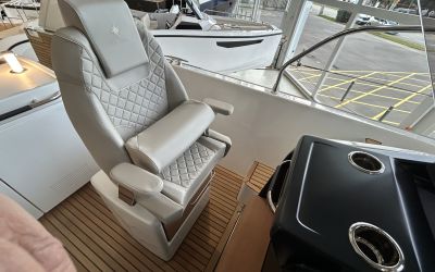 JEANNEAU DB 43