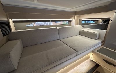 JEANNEAU DB 43