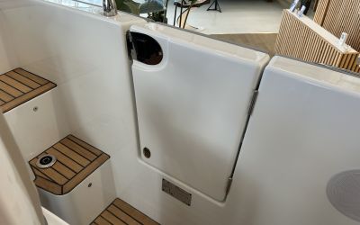 JEANNEAU DB 43
