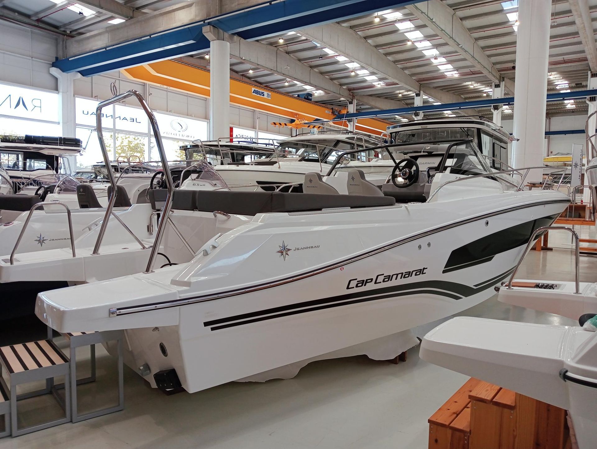 JEANNEAU CAP CAMARAT 7.5 WA SERIE 3