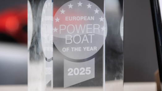CRANCHI SESSANTADUE 62 - EUROPEAN POWERBOAT OF THE YEAR 2025