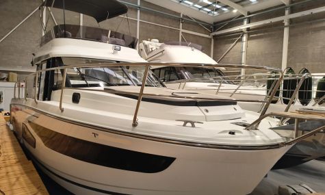 JEANNEAU MERRY FISHER 1095 FLY