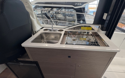 JEANNEAU MERRY FISHER 895 Serie 2