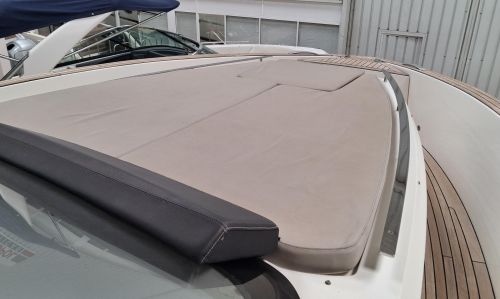 ASTONDOA 377 COUPE