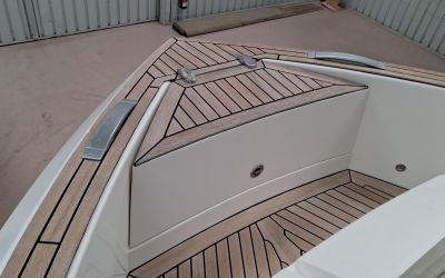 ASTONDOA 377 COUPE