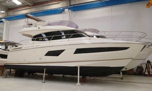  PRESTIGE YACHTS 420