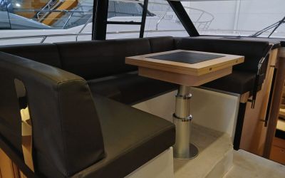  PRESTIGE YACHTS 420