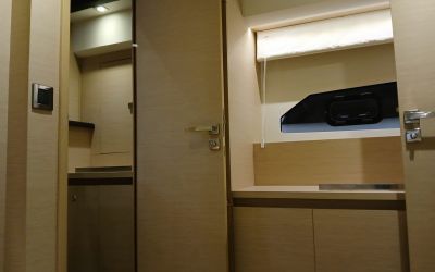  PRESTIGE YACHTS 420