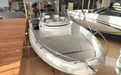 JEANNEAU CAP CAMARAT 5.5 CC