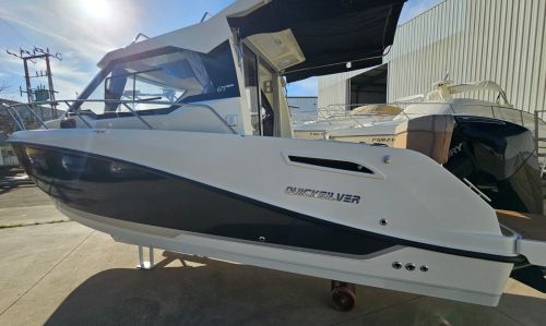 QUICKSILVER ACTIV 675 WEEKEND