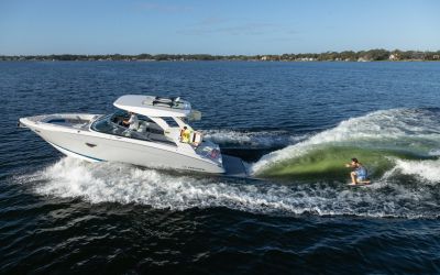 Regal LS9 Surf - Ultimate