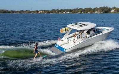 Regal LS9 Surf - Ultimate