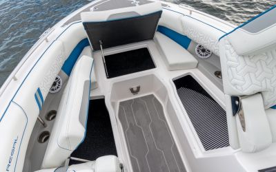 Regal LS9 Surf - Ultimate