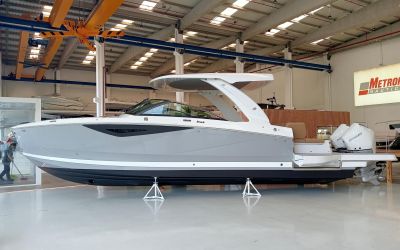 FOUR WINNS H 33