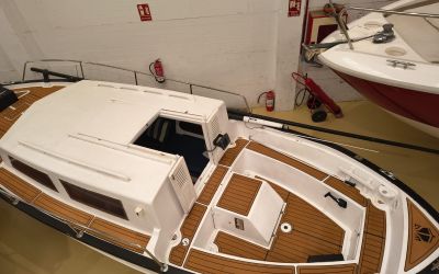 MENORQUIN 36 CABINADO