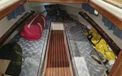 MENORQUIN 31 CABINADO