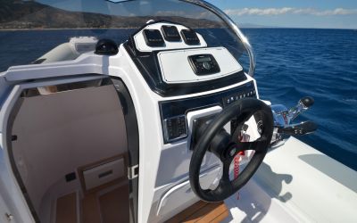 Ranieri Cayman 28 Sport Touring