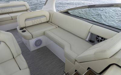 Regal 33 Express
