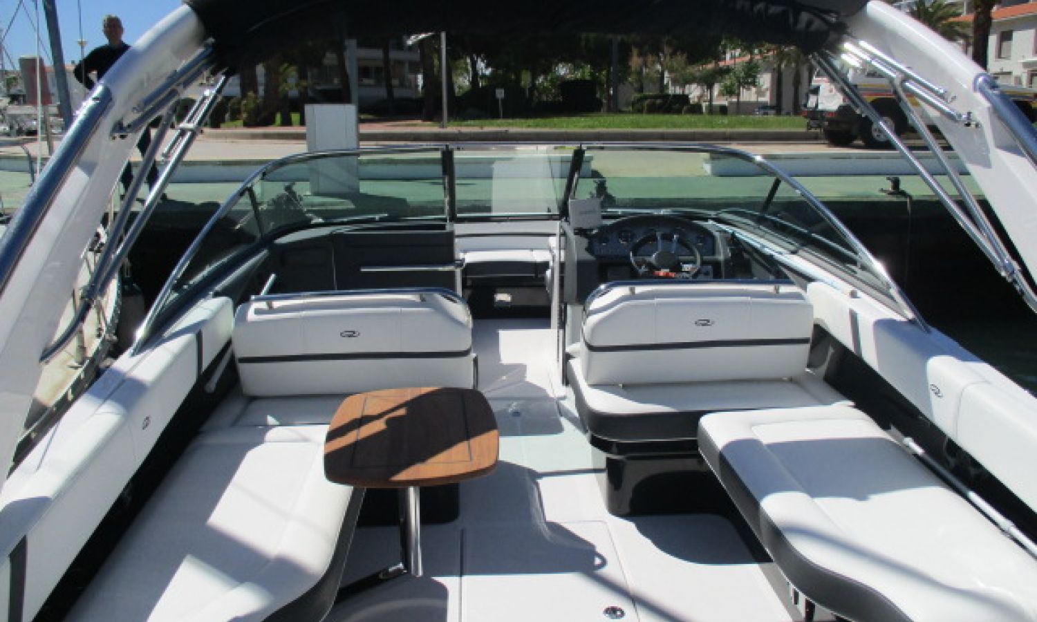 ¡ENTREGA DE UNA REGAL 2800 NUEVA EN PORT D'ARO!