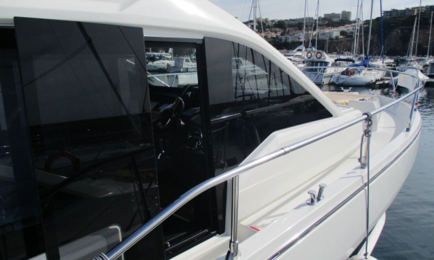 ¡CRANCHI E 52 F EN STOCK!