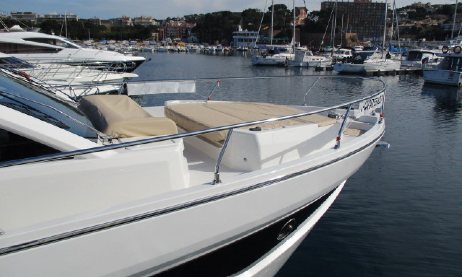 ¡CRANCHI E 52 F EN STOCK!