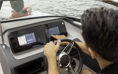 Regal LS4 Surf