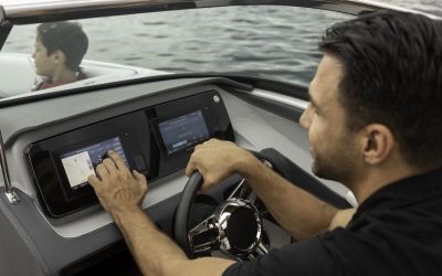 Regal LS4 Surf