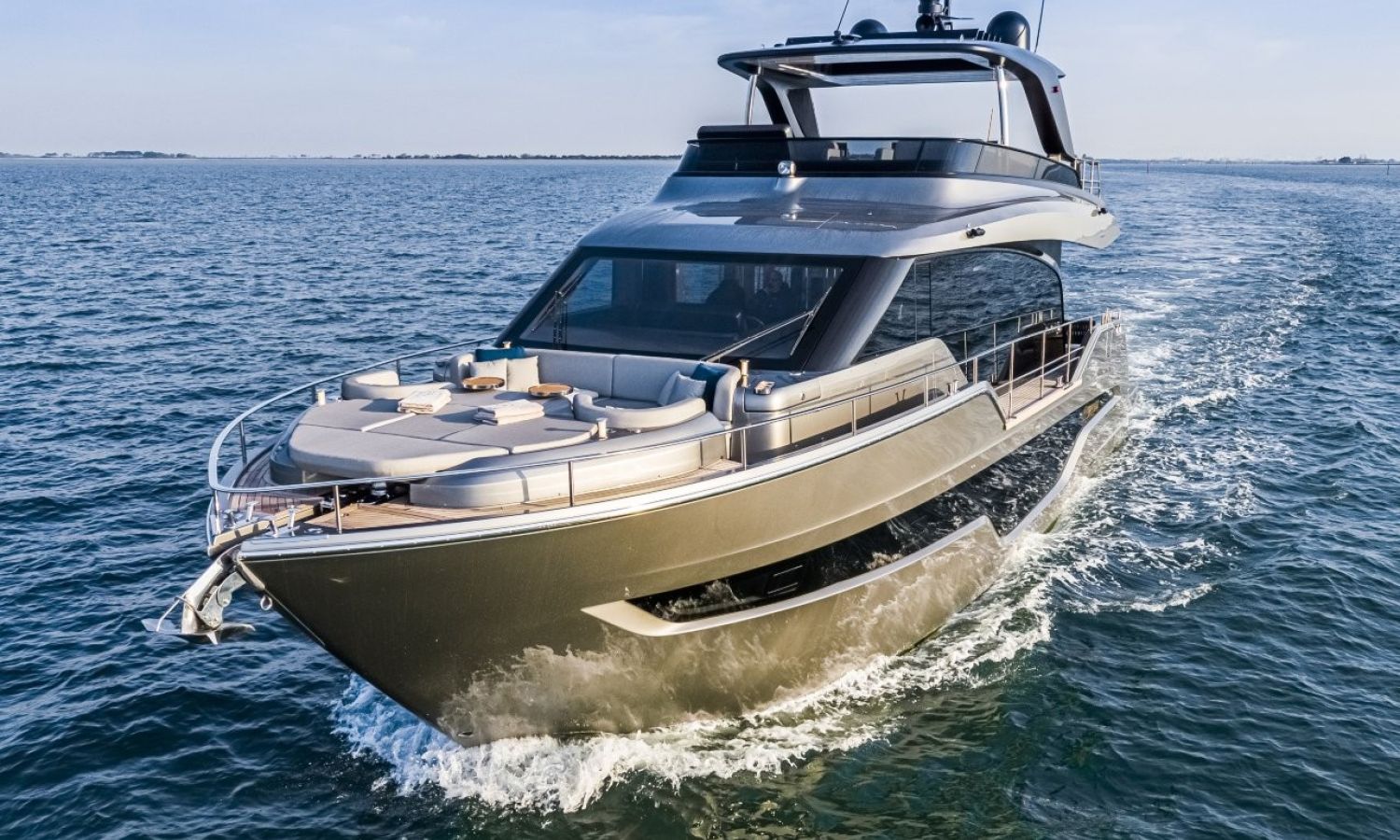 Cranchi Sessantasette 67 Fly