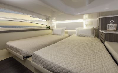 Regal 38 FXO