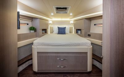 Regal 42 FXO